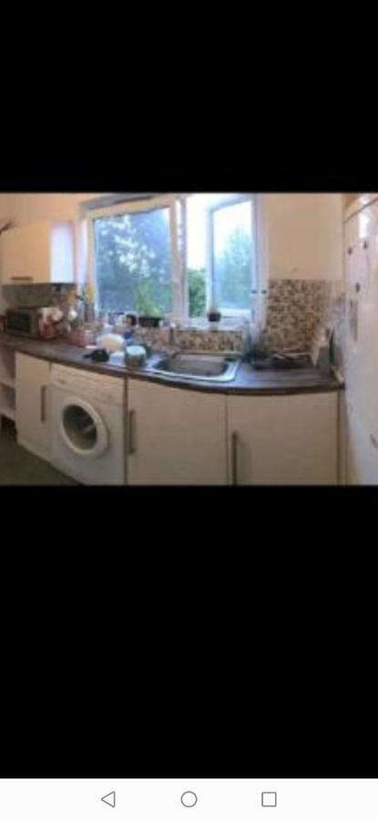 Nice Shared Flat Londen Buitenkant foto